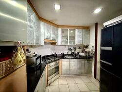 Lilydale (D27), Condominium #560900681